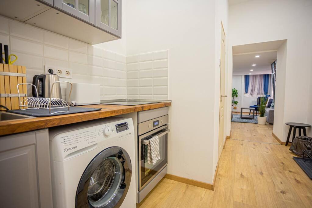 Cosy Flat In The Dob Street - Sapphire Διαμέρισμα Βουδαπέστη Εξωτερικό φωτογραφία
